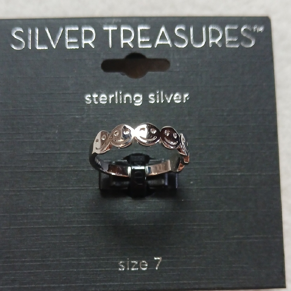 Vintage-Inspired Silver Band Ring